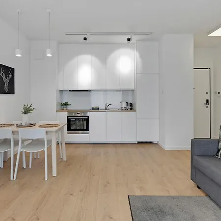 Mila Baltica Seaside, Sauna, Gym & Parking By Downtown Apartment